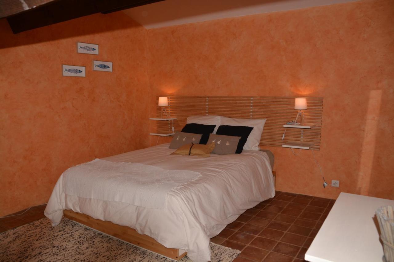 La Petite Sardine Bed & Breakfast Lirac Luaran gambar
