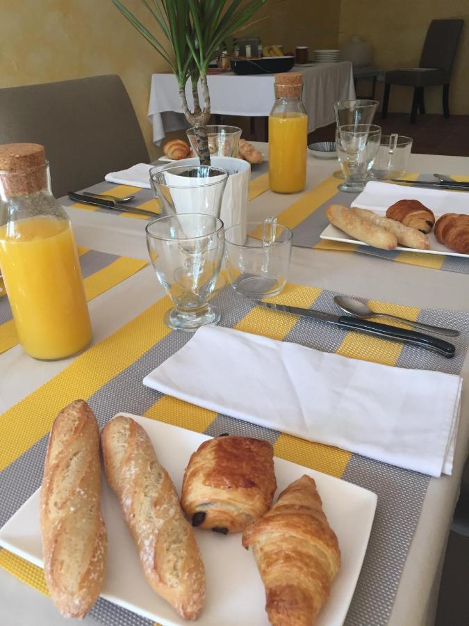 La Petite Sardine Bed & Breakfast Lirac Luaran gambar
